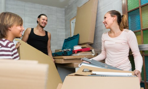 Keyboard navigation focus on a Removals Wales service page